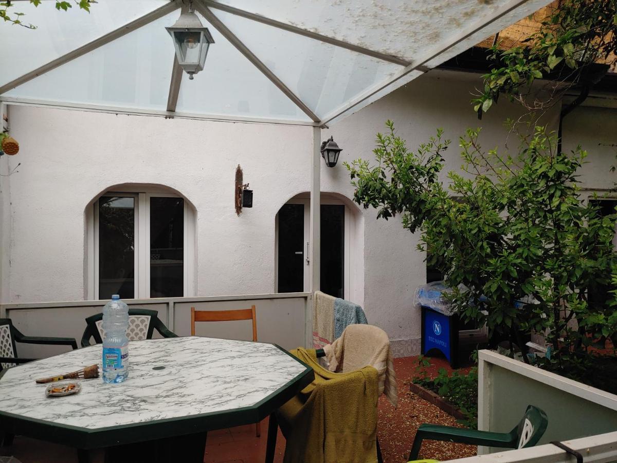 Villa Sofia E Sveva Con Giardino Neapel Exteriör bild