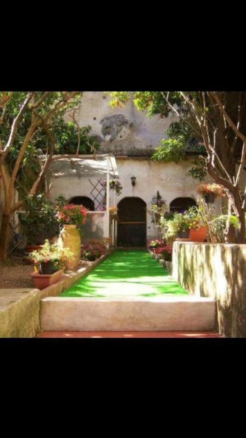 Villa Sofia E Sveva Con Giardino Neapel Exteriör bild